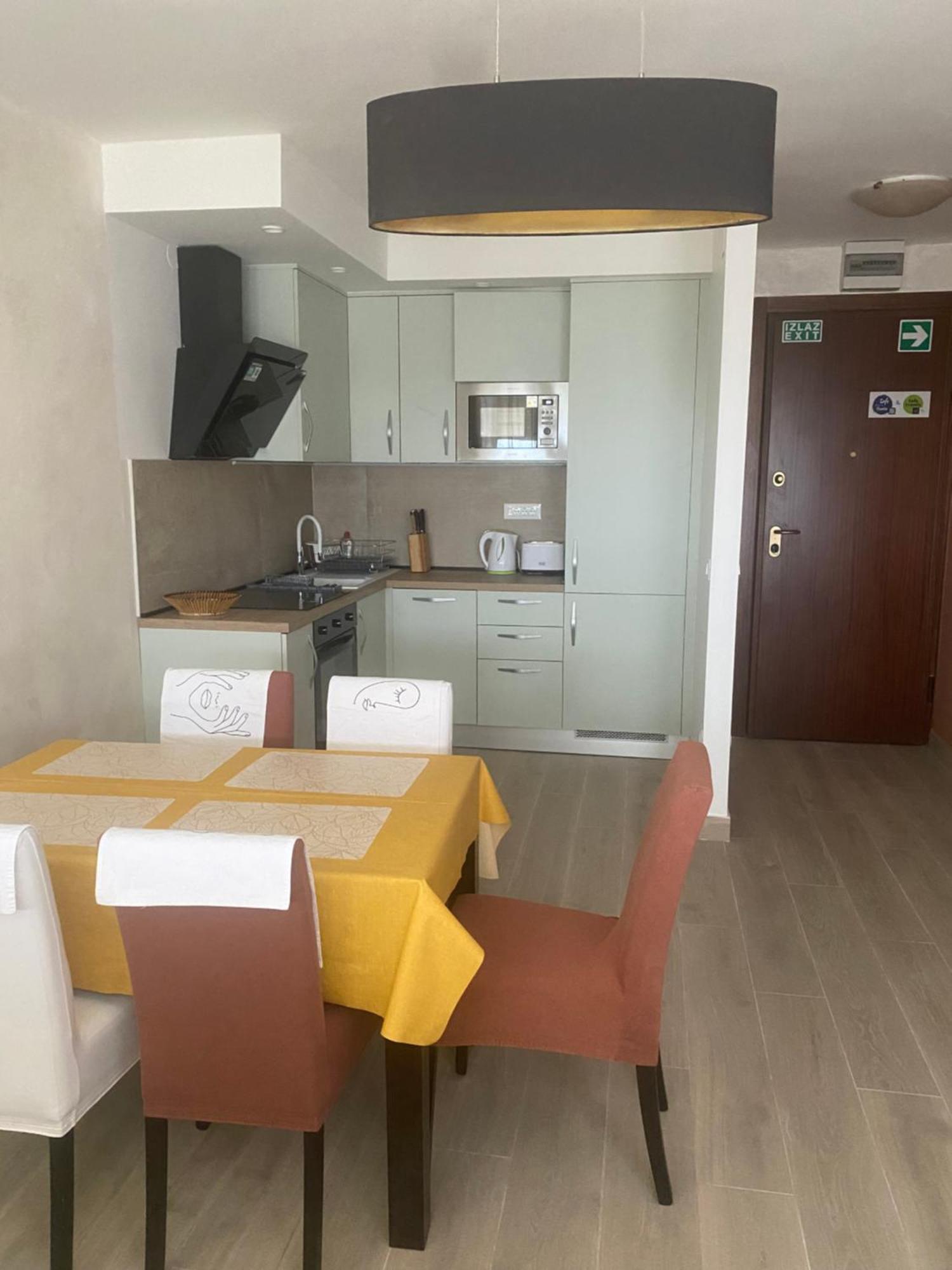 Apartment Amalfi Спліт Екстер'єр фото