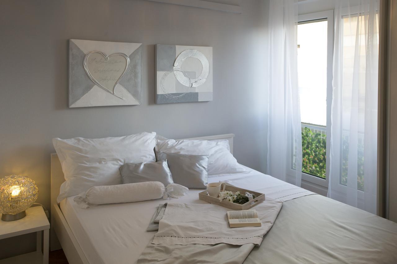 Apartment Amalfi Спліт Екстер'єр фото